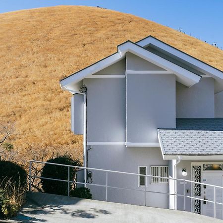 スマートステイ大室山2合目 Villa Futo Екстериор снимка